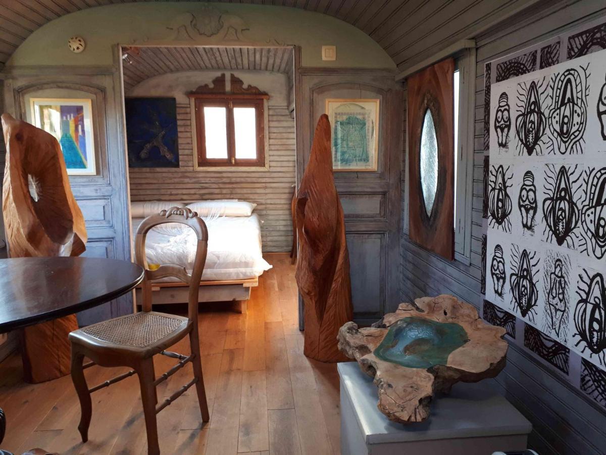 Bed and Breakfast Le Fond De La Biche Goutroux Екстер'єр фото